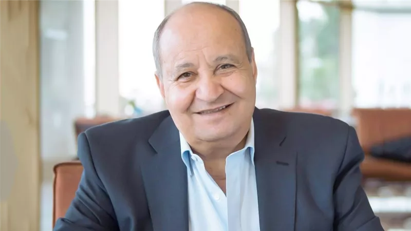 صاحب شفرة طيور الظلام .. تفاصيل  خاصة في حياة السيناريست وحيد حامد