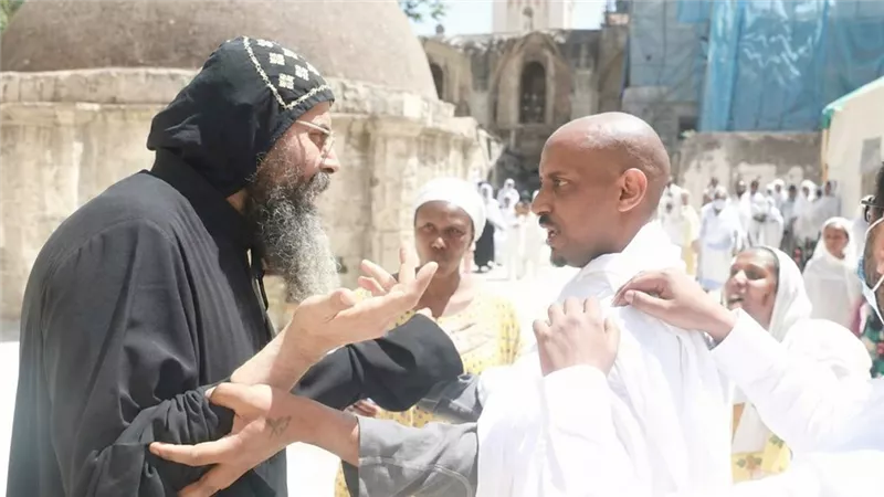تفاصيل الصراع التاريخى على مفتاح دير السلطان بين الأحباش والأقباط