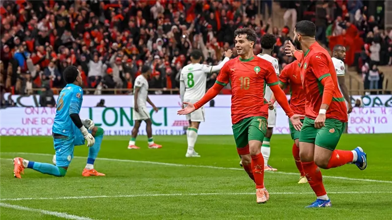 المغرب دياز والكعبي .. الأسود يهزمون جزر القمر في 45 دقيقة 