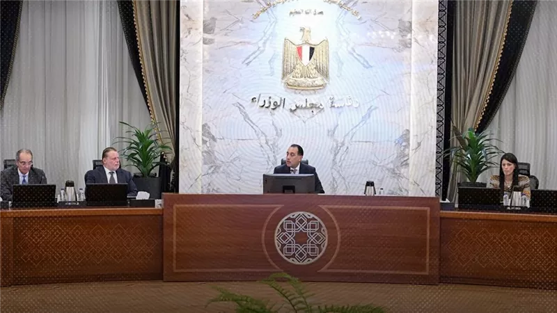 بعد ٣٥ اجتماعاً .. مجلس الوزراء يوافق على قانون الأحوال الشخصية للمسيحيين 