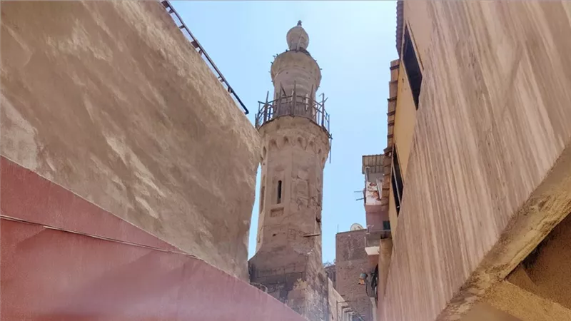 مئذنة مسجد جوهر المعيني تهدد أهالي عابدين وتحرك عاجل من «الأوقاف» و«الآثار»