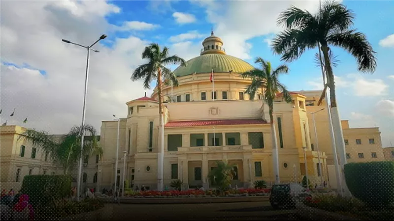 أزمة صامتة بالحرم الجامعى.. تدني مرتبات أساتذة الجامعات والعلاوة السنوية بين 36و75جنيها