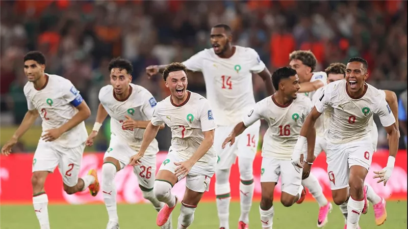 المغرب مع العظماء.. 3 أسباب وراء صعود أسود الأطلس إلى ربع نهائي المونديال