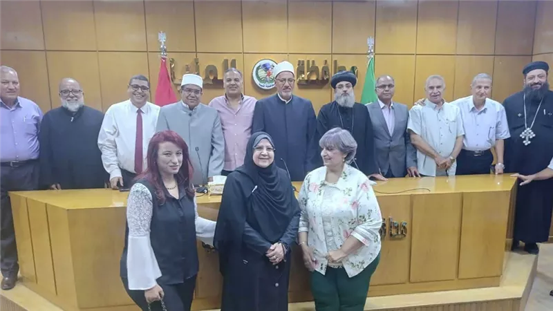 لمواجهة التحديات المجتمعية وتعزيز المواطنة.. بيت العائلة بالمنيا يشكل مجموعات عمل ميدانية 