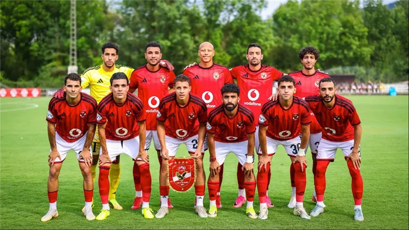 «الشباب والرياضة» تنقل قمة الأهلي وبرشلونة الودية على «ملعب إف إم»
