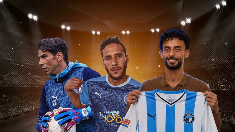 من رمضان صبحي إلى أحمد عبدالقادر.. كيف خطف بيراميدز نجوم الأهلي السابقين؟