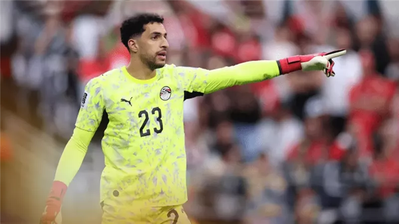 الأهلي غاضب .. مصطفى شوبير اللغز الأكبر في أزمة حسام حسن والشناوي